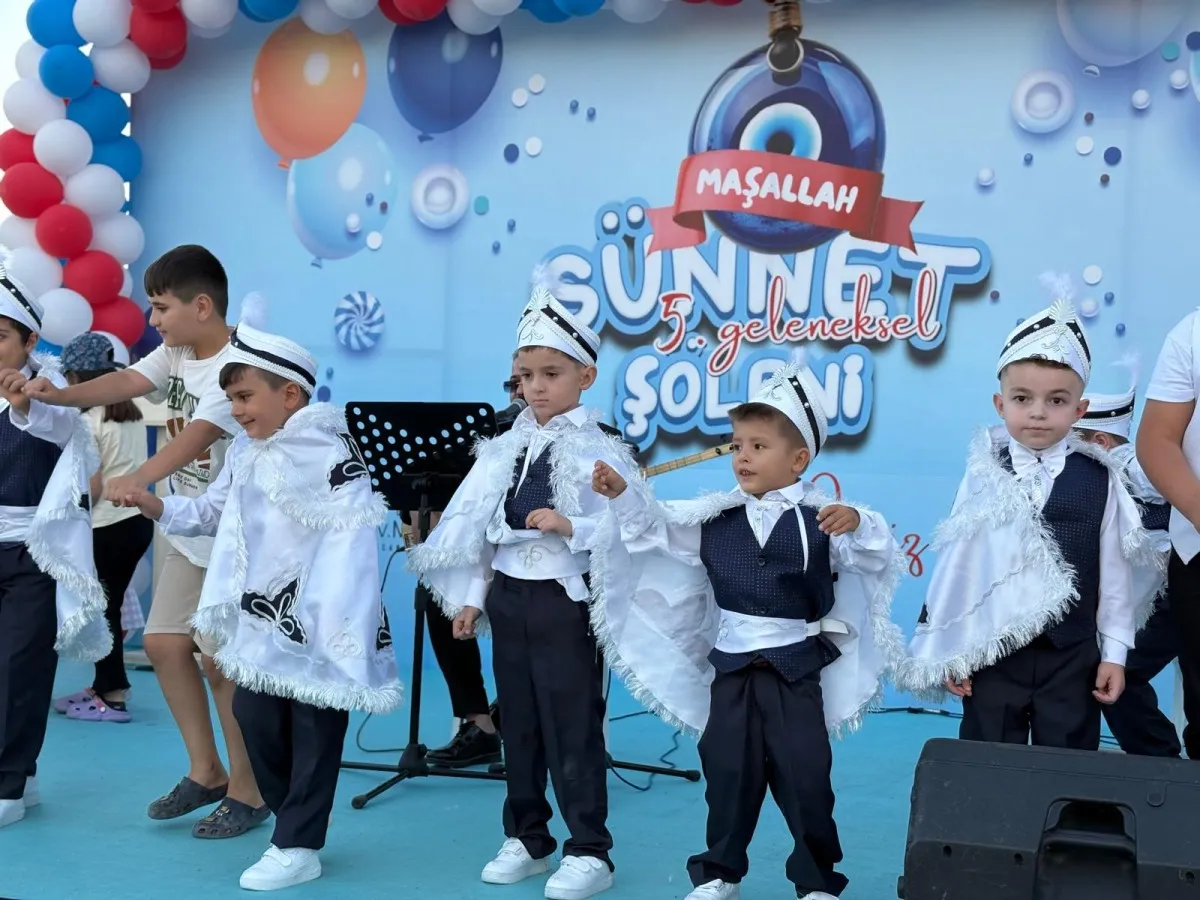 Ankara Başkan Ercan Sünnet Çocuklarını Yalnız Bırakmadı
