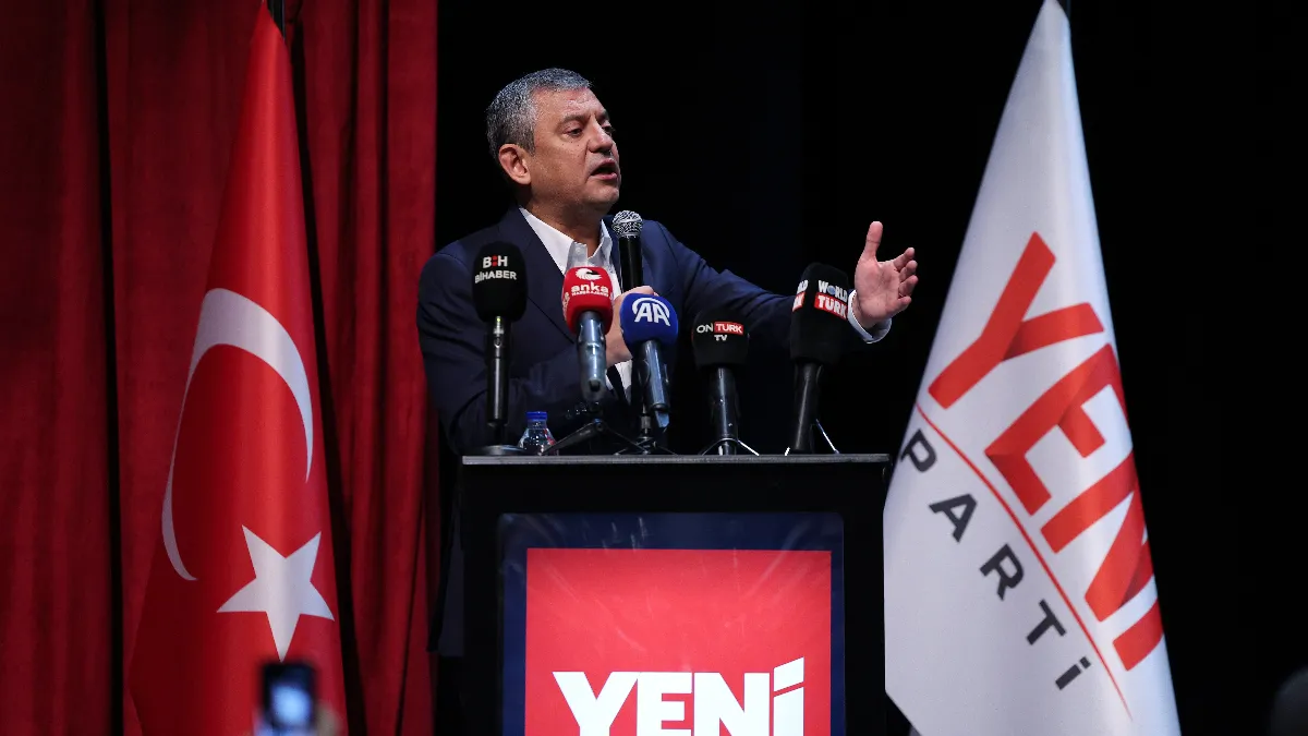 Özgür Özel’den Karesi ve Küçükçekmece’de “Yeni Siyaset” Mesajı
