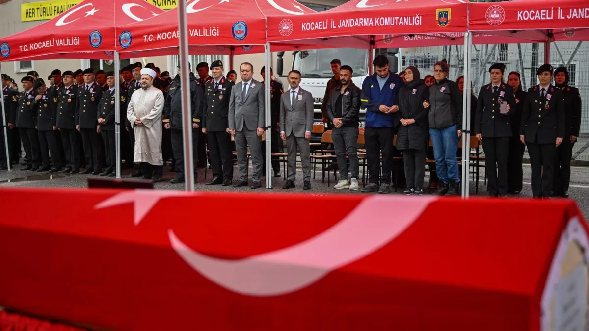Parkta spor yaparken fenalaştı! Jandarma astsubay kurtarılamadı