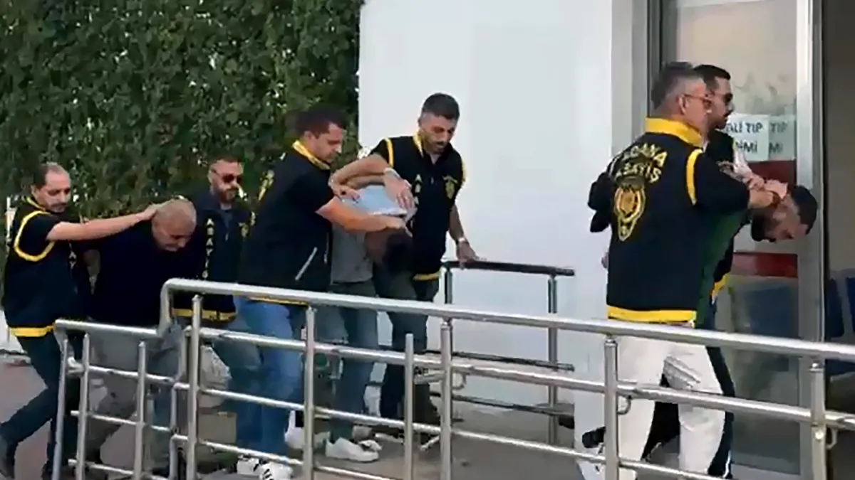 Pazartesi okula başlayacaktı, Şimdi mezarda! 9 Yaşındaki Muhammed Emir silahlı kavganın ortasında kaldı