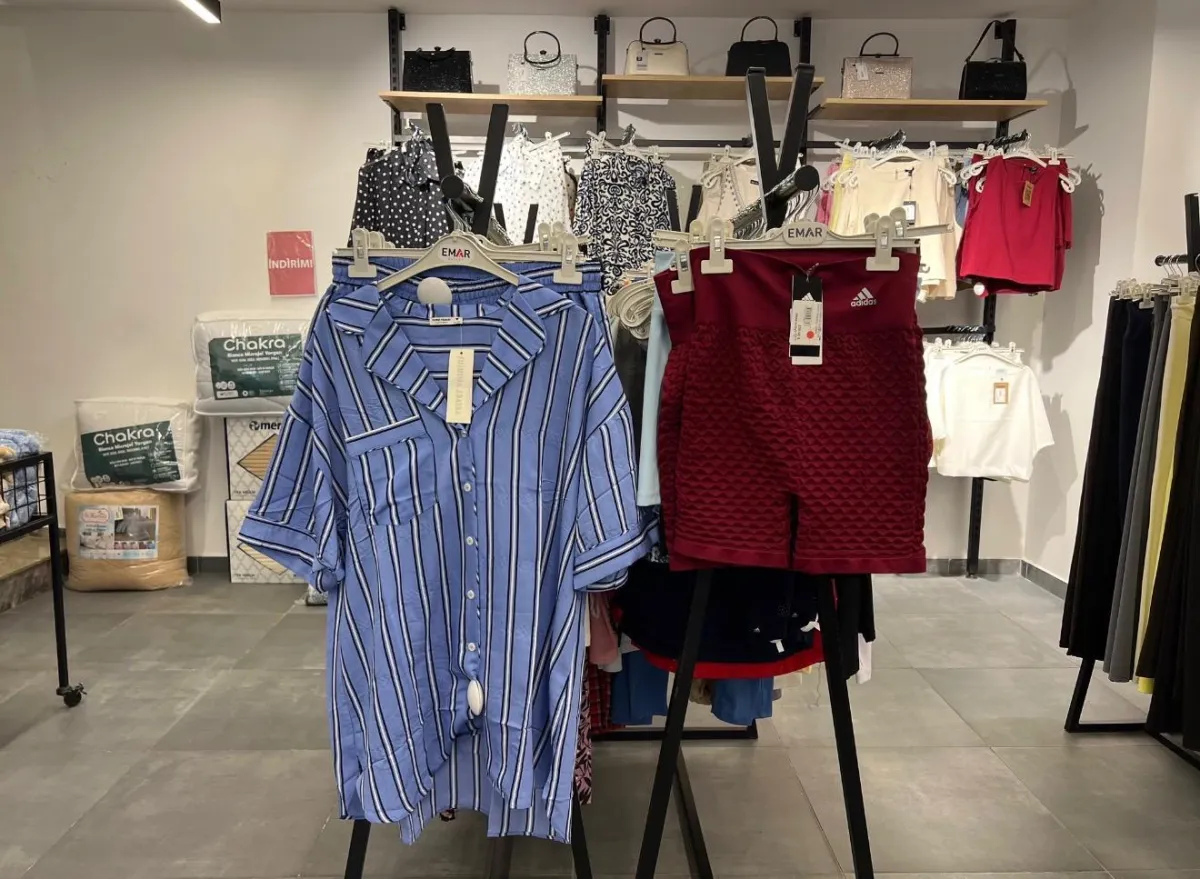 Bucak’ta “Bir Alana Bir Bedava” fırsatı! EMAR Outlet’te yazlık ürünlerde büyük kampanya