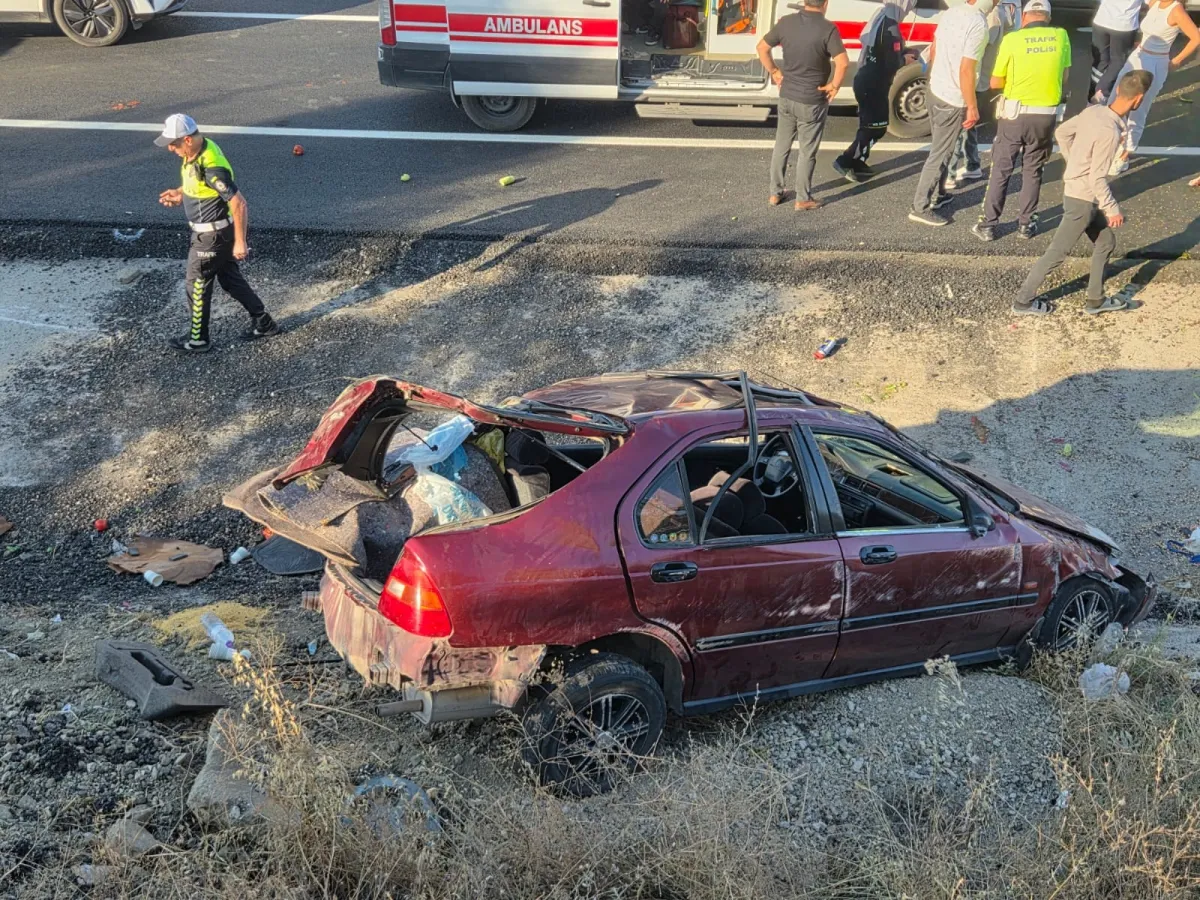 Ankara’da Feci Kaza: Karşı Şeride Geçip İki Otomobile Çarptı, 1 Ölü 7 Yaralı
