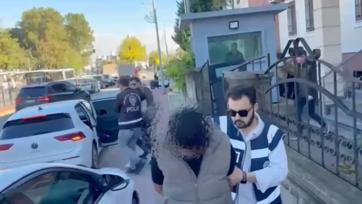 Sakarya’ya dolandırıcılık için geldikleri iddia edildi: Operasyonla yakalandılar
