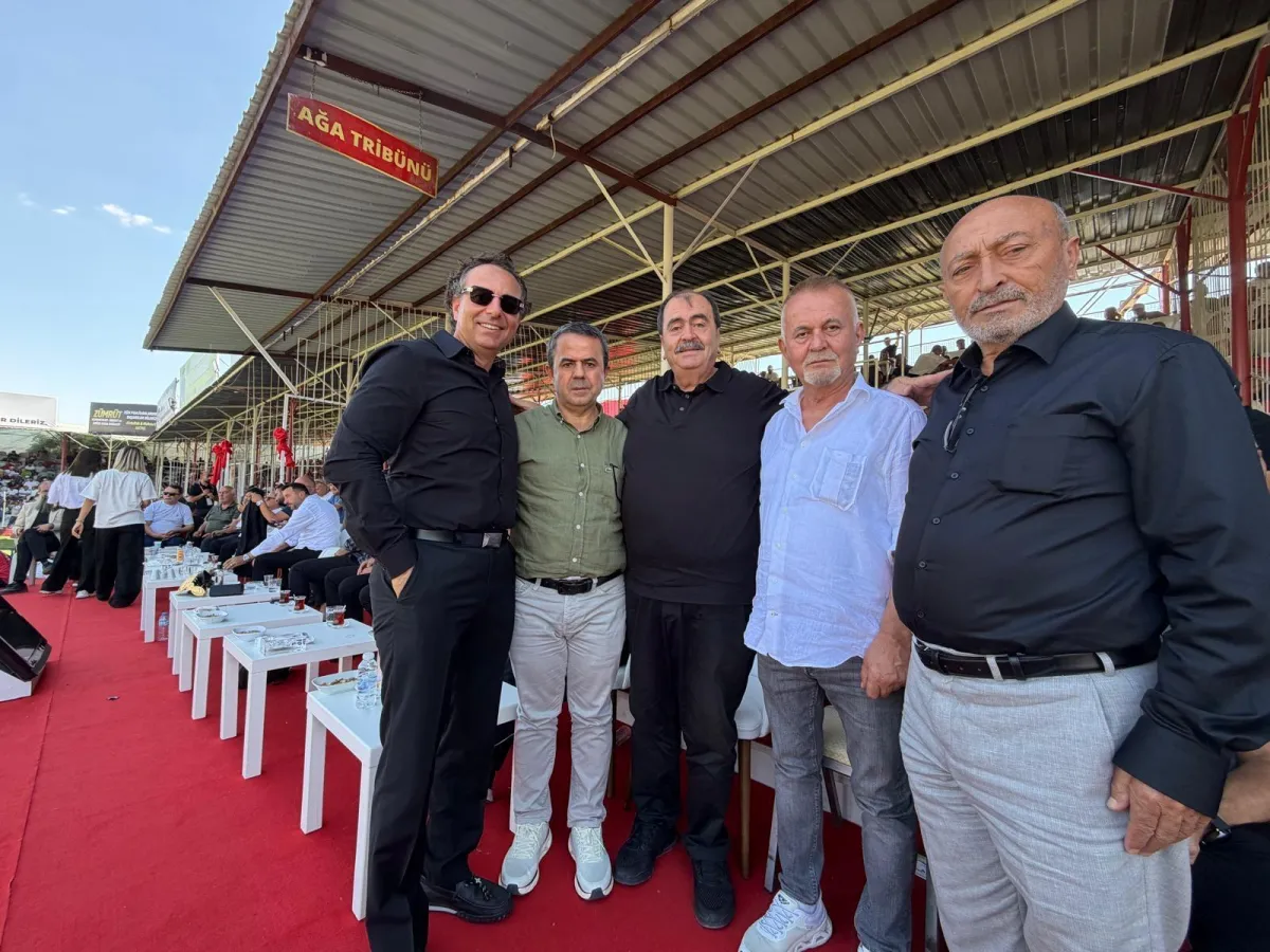 Elmalı Güreş Ağası Hakan Çetin’e Başkan Meçikoğlu’ndan Tebrik