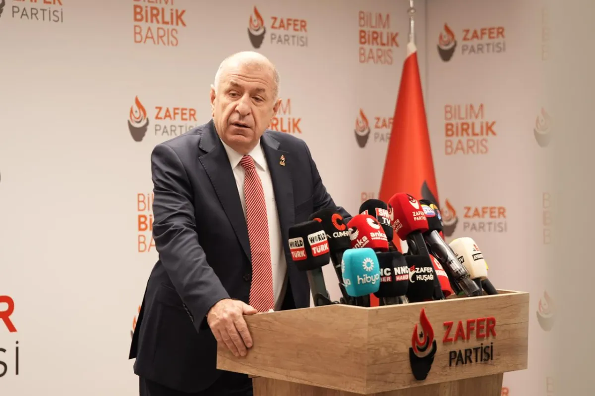 Ümit Özdağ’dan İktidara Sert Eleştiriler: “Bu Özelleştirmenin Bedelini Türk Halkı Ödeyecek”