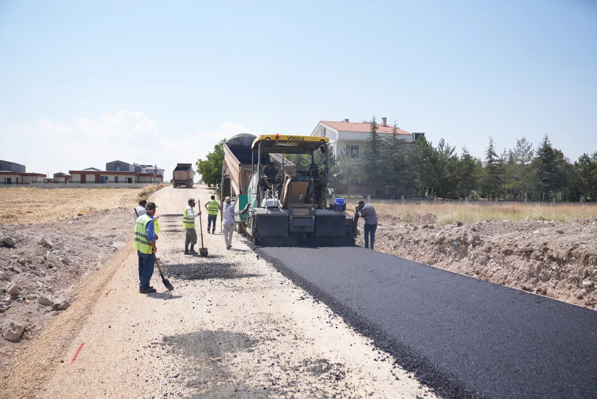 Ankara Gölbaşı’nda Asfalt Çalışmaları Hız Kesmeden Sürüyor