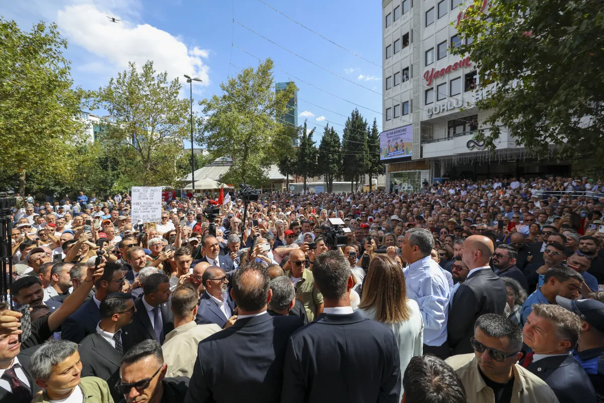 Özgür Özel’den Tekirdağ’da Peş Peşe Mesajlar: “YENİ Parti Türkiye’nin Yeni Umududur”