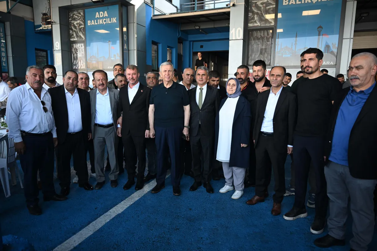 Ankara Balıkçı Esnafı Yeni Sezona Mansur Yavaş’la “Vira Bismillah” Dedi