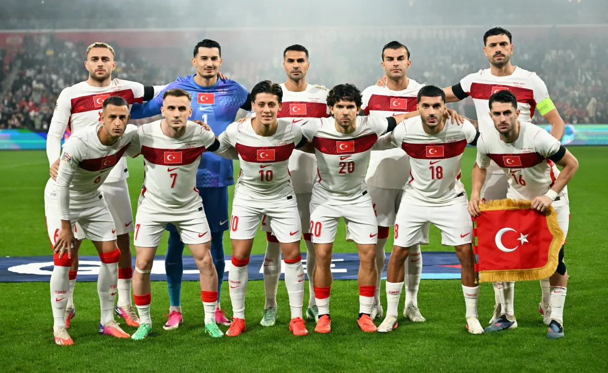 A Milli Futbol Takımı deplamanda ilk yarı Belçika'nın 1-0'lık üstünlüğüyle geçildi.
