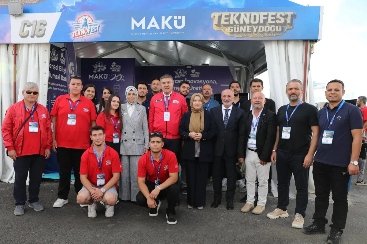 TEKNOFEST’te MAKÜ Standına Önemli Ziyaret! Tarım Teknolojileri Çalışmaları Anlatıldı