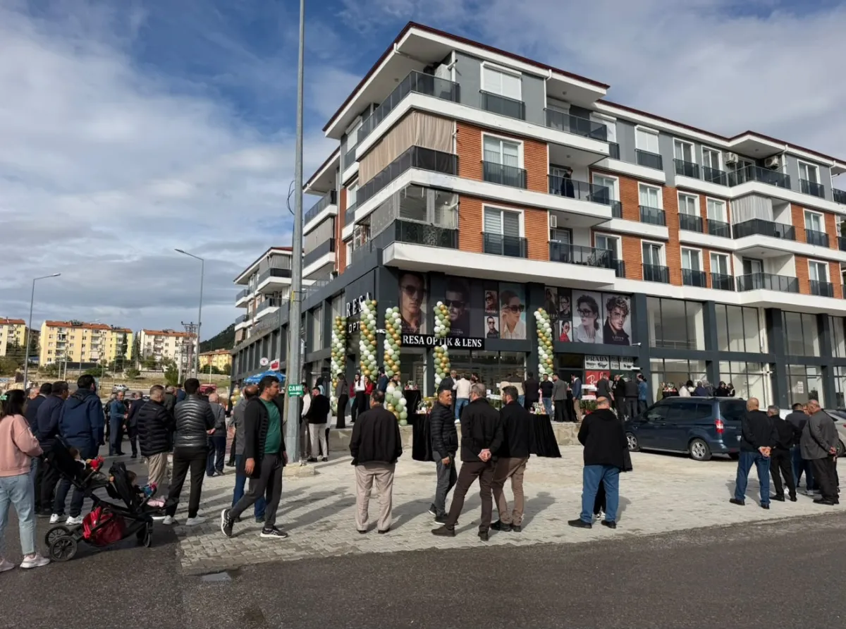 Bucak’ta Gözlük Alışverişine Yeni Bir Adres: Resa Optik Lens Hizmete Açılıyor!
