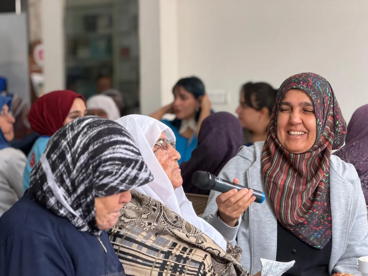 Bucak’ta nesiller aynı sofrada buluştu Büyüklerden gençlere hayat dolu öğütler