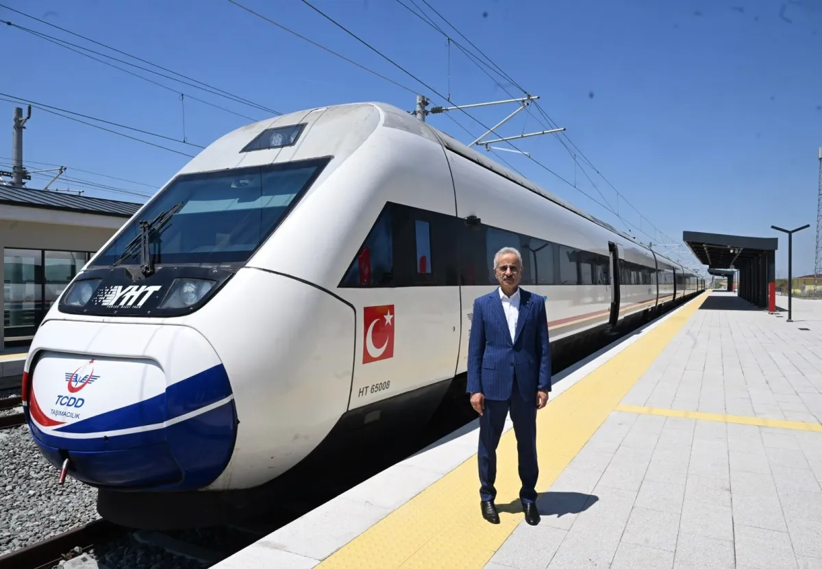 Türkiye’nin Avrupa’ya Hızlı Tren Kapısı Açılıyor! 153 Kilometrelik Hat İçin Tarih Belli Oldu