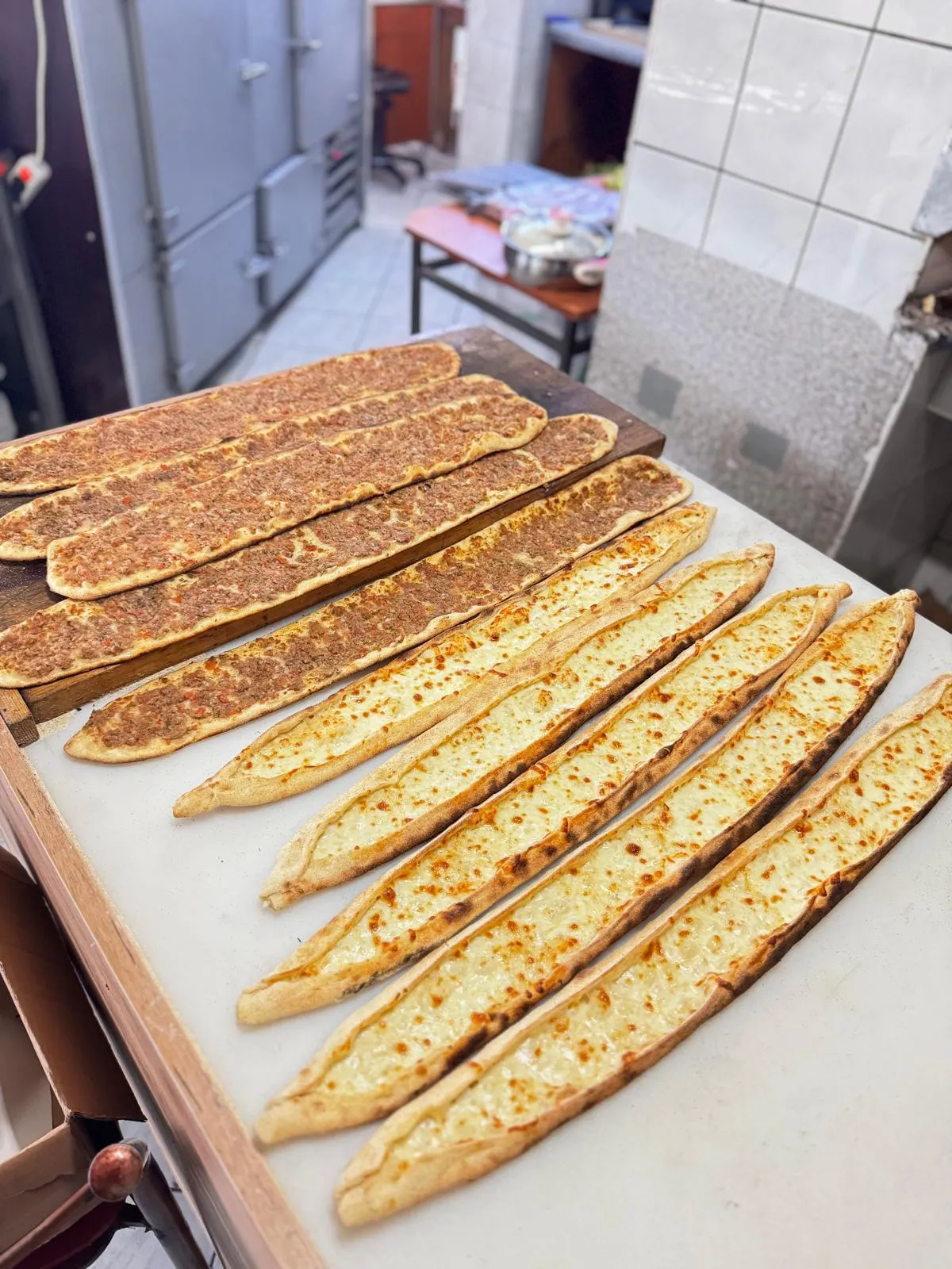 Bucak’ta Lezzet Şöleni Başladı! Coşar Kebap’tan Doyuran Menüler, Kaçırılmayacak Fiyatlar!