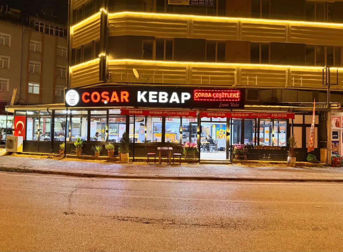 Bucak’ta Lezzet Şöleni Başladı! Coşar Kebap’tan Doyuran Menüler, Kaçırılmayacak Fiyatlar!