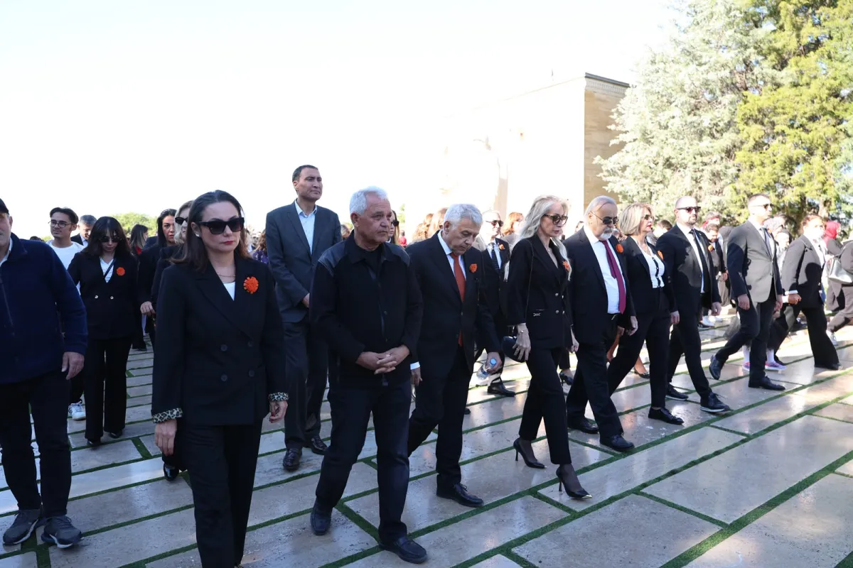 Ankara Başkan Şahin, LÖSEV Ailesiyle Anıtkabir’de Buluştu