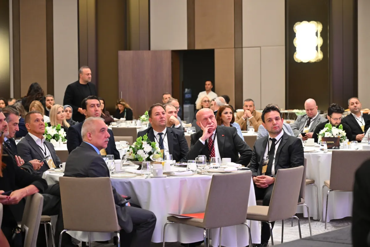 Eğitim dünyasının liderleri İstanbul’da buluştu