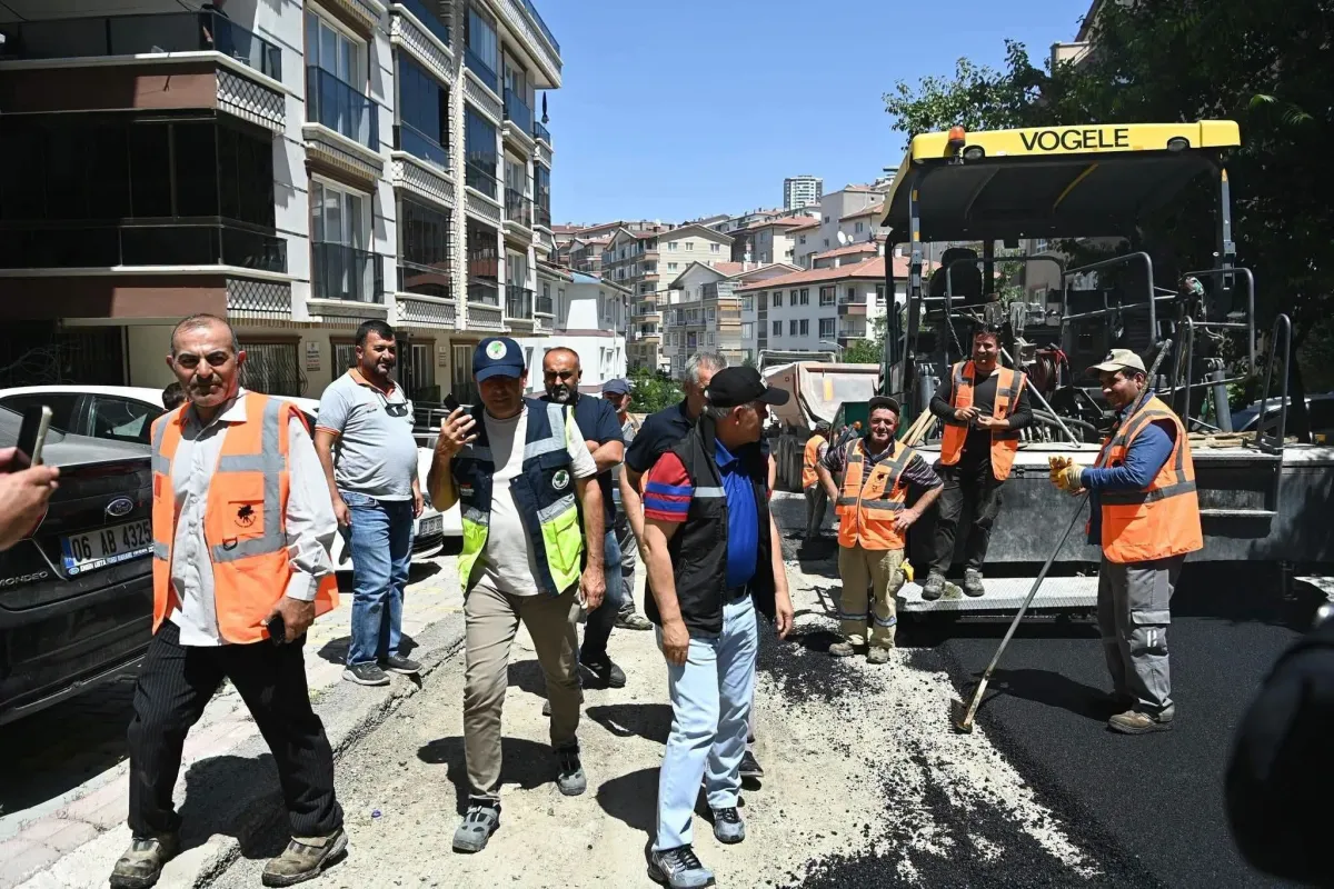 Mamak’ta Kış Öncesi Asfalt Seferberliği! Veli Gündüz Şahin Sahada