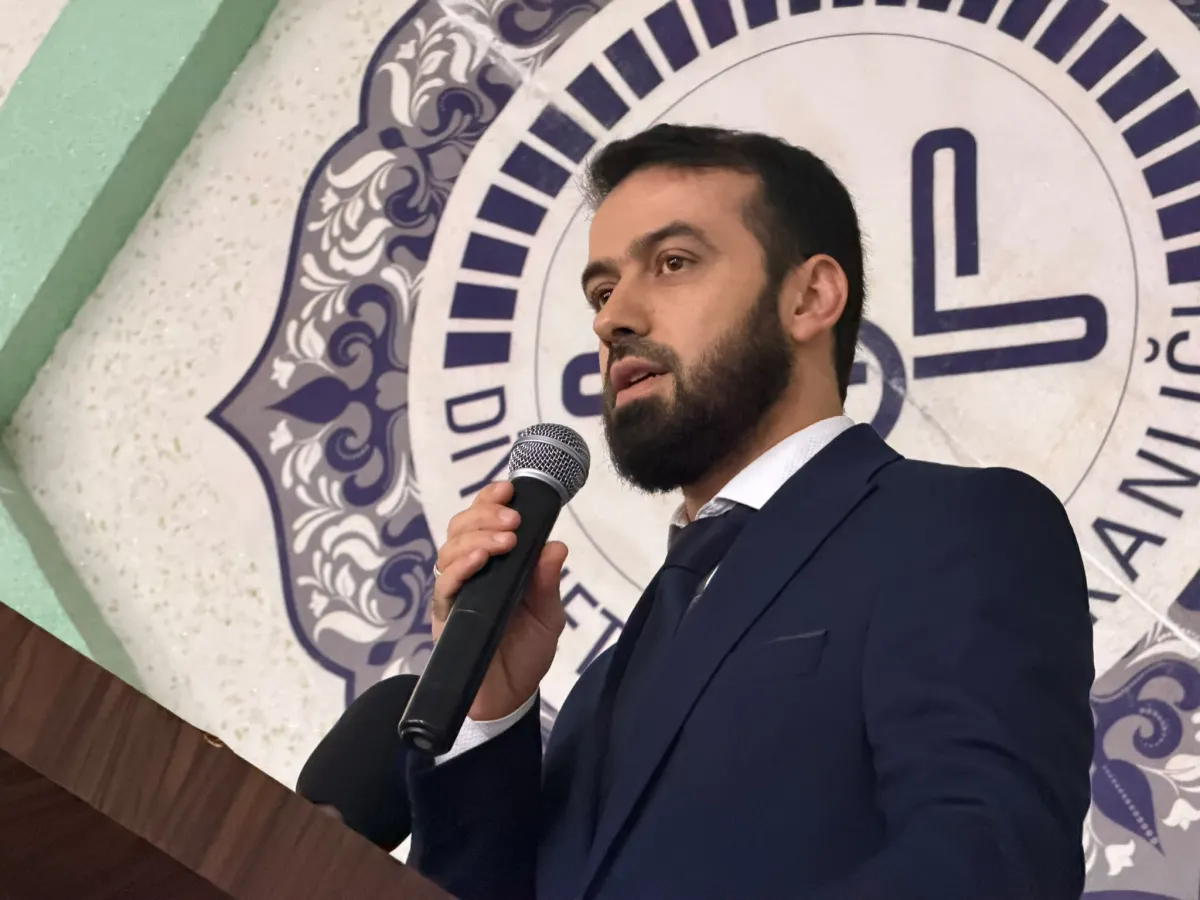 Bucak’ta "Camide Hayat Var, Hayatın Kalbi Camide Atar” Konferansı düzenlendi