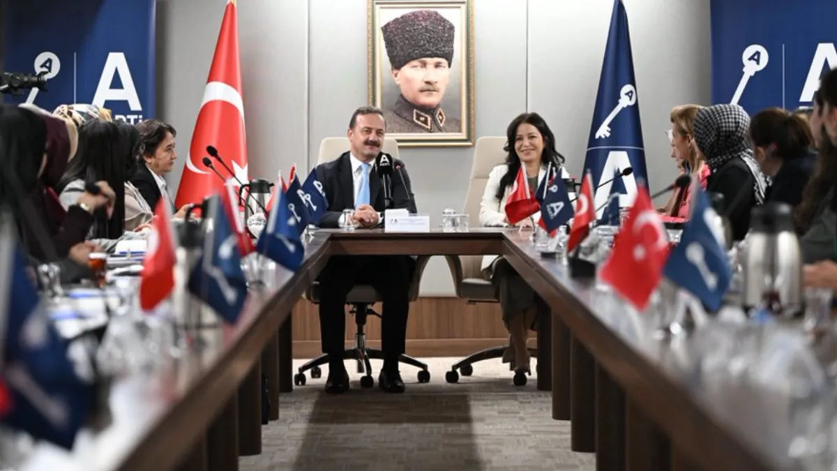 Anahtar Parti’de Kadın Kolları İl Başkanları Toplantısı Gerçekleştirildi