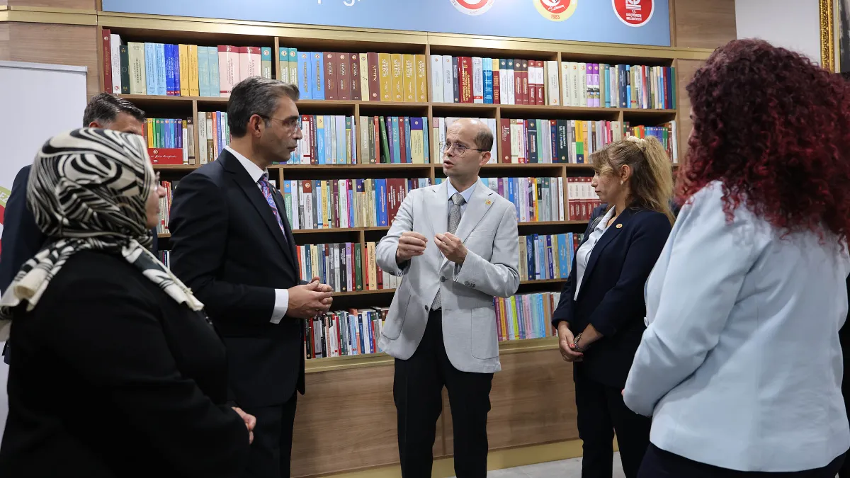 Ankara Atatürk Kitaplığı Keçiörenlilerin Hizmetine Sunuldu