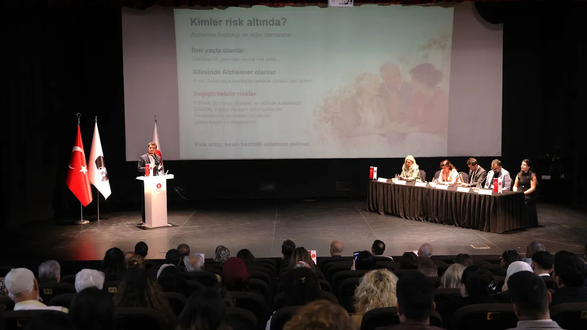 Ankara Keçiören’de Dünya Yaşlılar Günü’ne Özel Geriatri Paneli