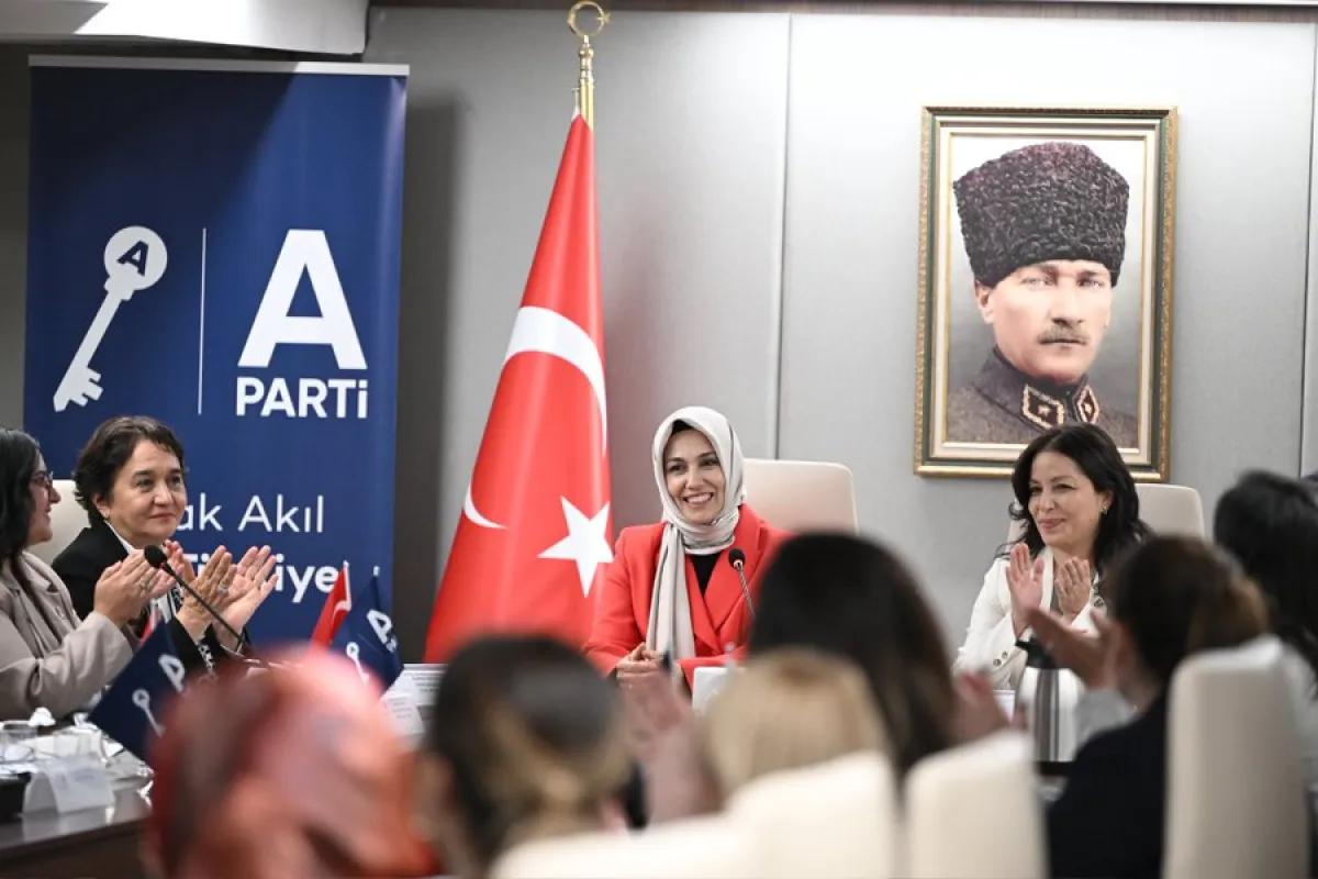 Anahtar Parti’de Kadın Kolları İl Başkanları Toplantısı Gerçekleştirildi