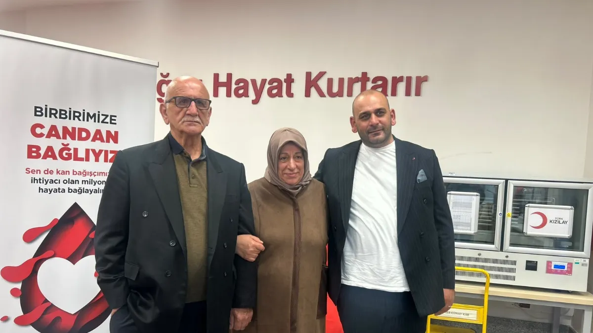 İstanbul'da kan bağışıyla başlayan iyilik aile geleneğine dönüştü