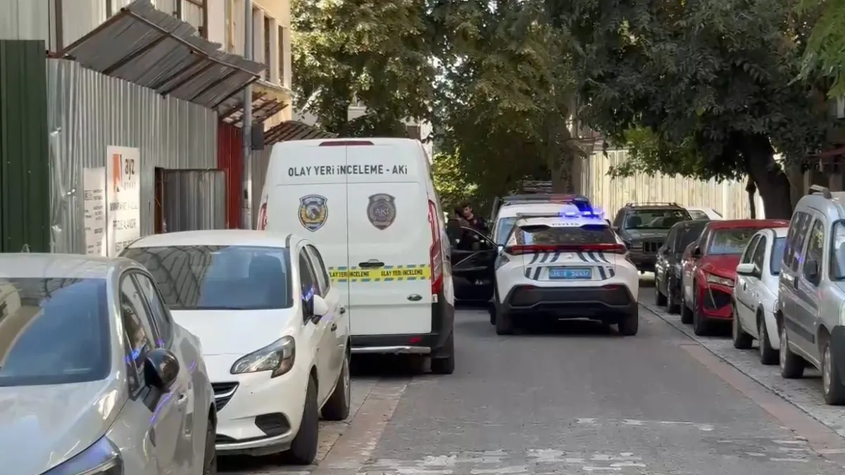 İstanbul Kadıköy’de feci olay! İnşaattan düşen işçi öldü