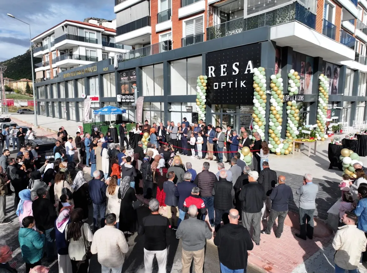 Bucak’ta Gözlük Alışverişine Yeni Bir Adres: Resa Optik Lens Hizmete Açılıyor!