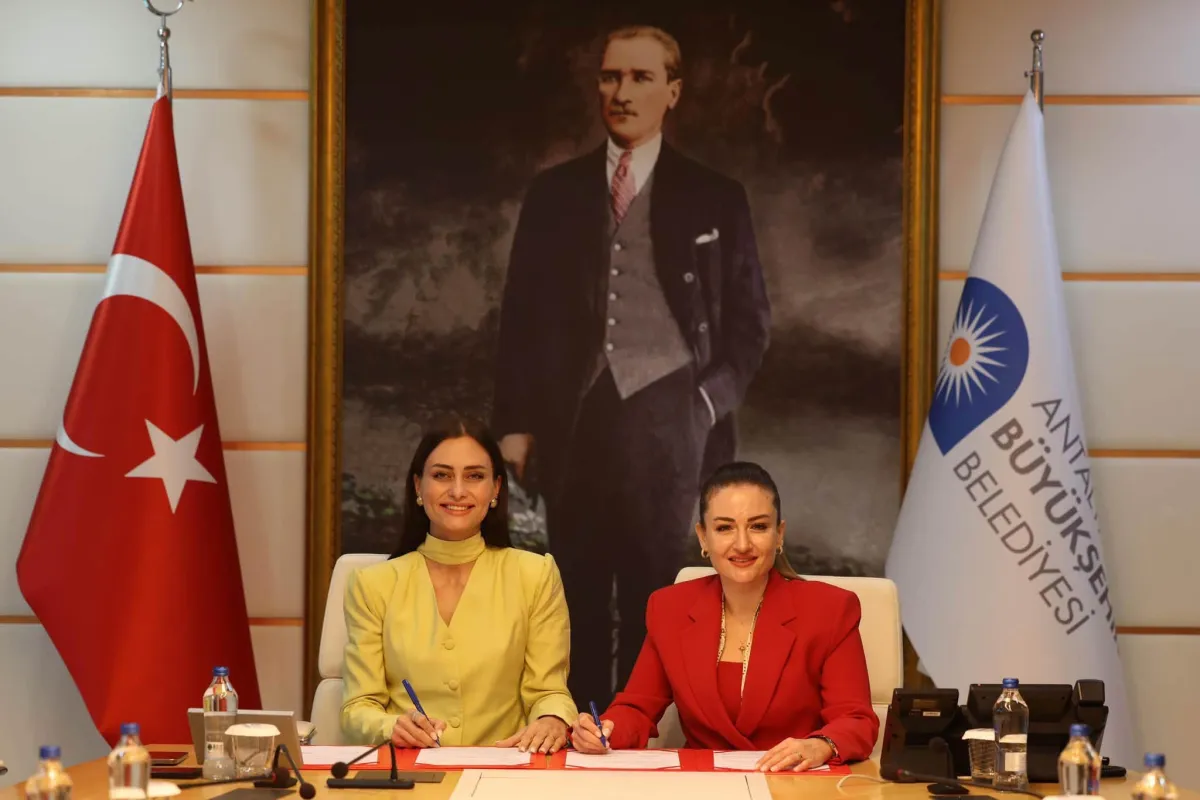 Korkuteli’ne Çifte Destek! Çiftçi Kart ve 11 Bin Ton Sıcak Asfalt Geliyor
