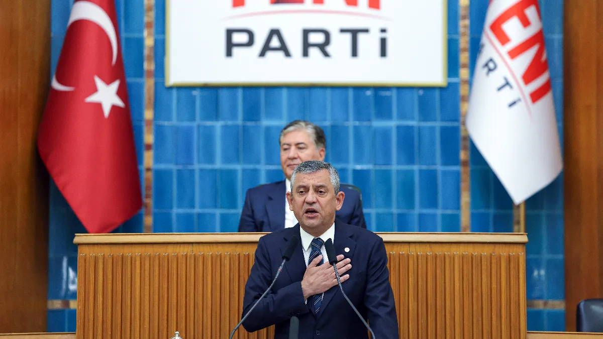 Özgür Özel: Asrın Soygununun Bir de Aile Boyutu Var