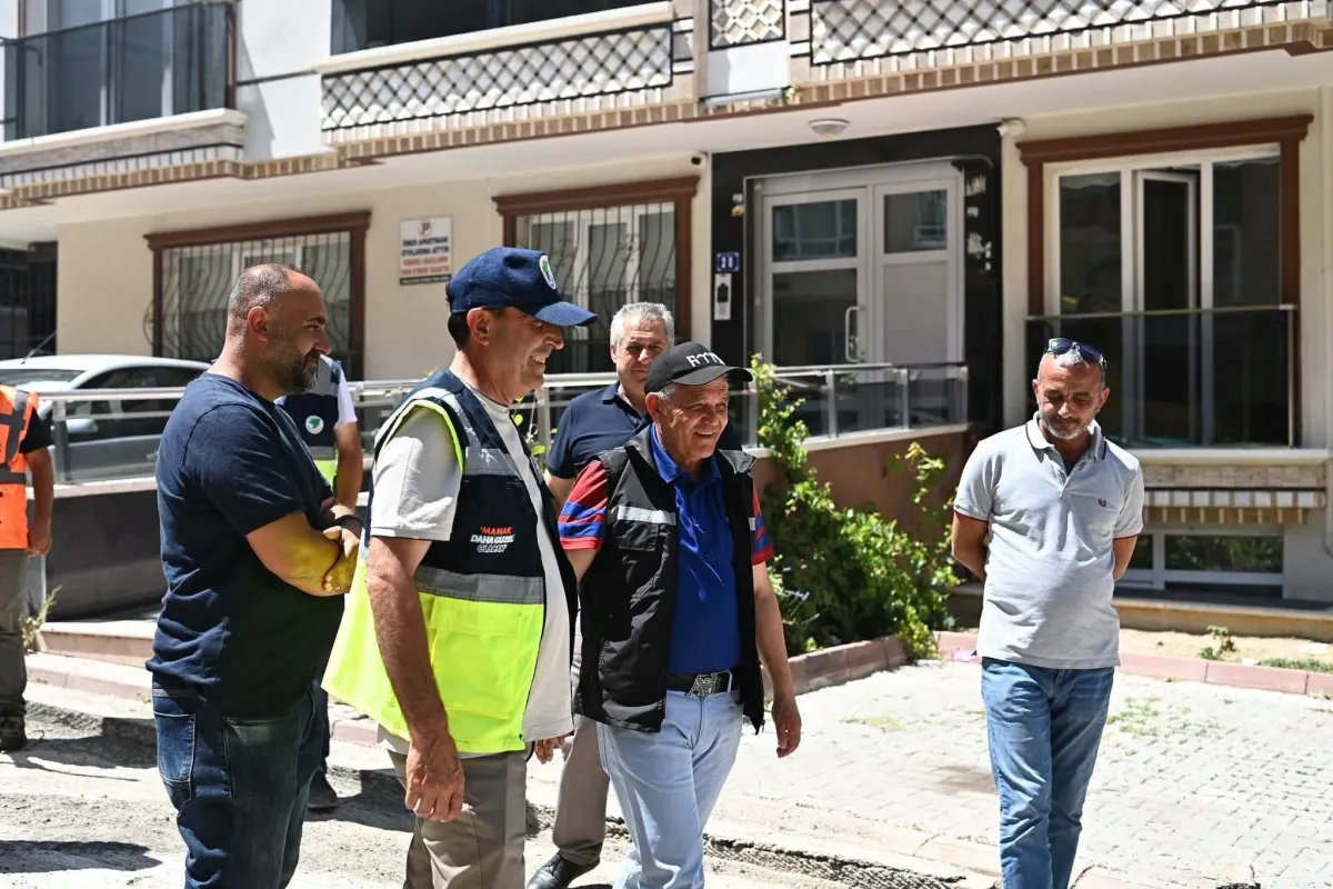Mamak’ta Kış Öncesi Asfalt Seferberliği! Veli Gündüz Şahin Sahada
