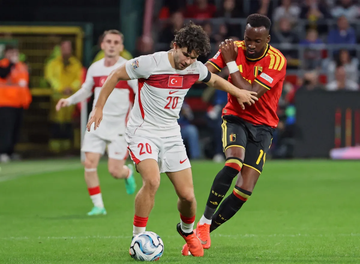 A Milli Futbol Takımı deplamanda ilk yarı Belçika'nın 1-0'lık üstünlüğüyle geçildi.