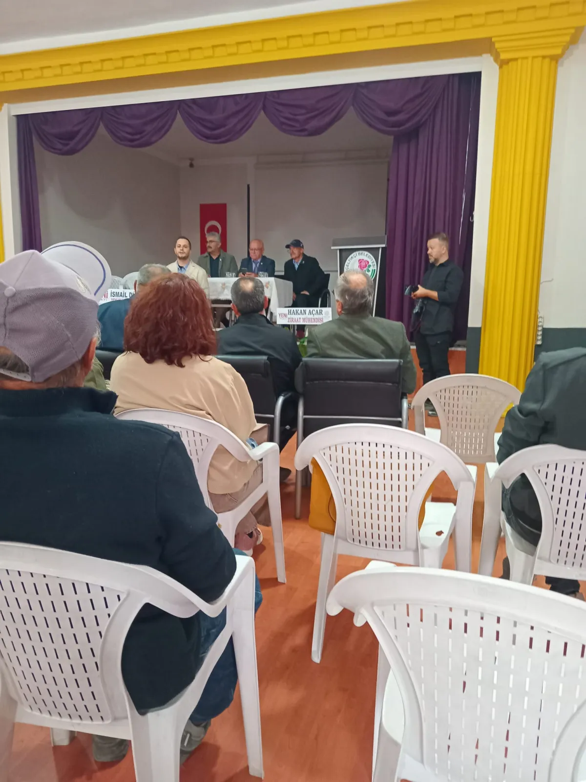 Yeni Parti Çeltikçi İlçe Kongresi Yapıldı: Başkan Osman Diri Oldu