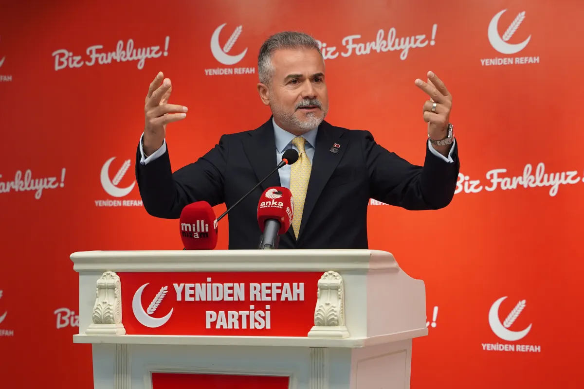 Yeniden Refah’tan Belediye Operasyonlarına Tepki: “Geçeni Partiye, Geçmeyeni Gözaltına Alıyorlar”
