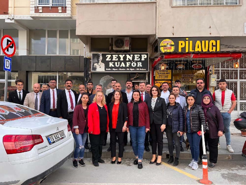 MHP Burdur adaylarından Bucak'ta tam kadro çalışma