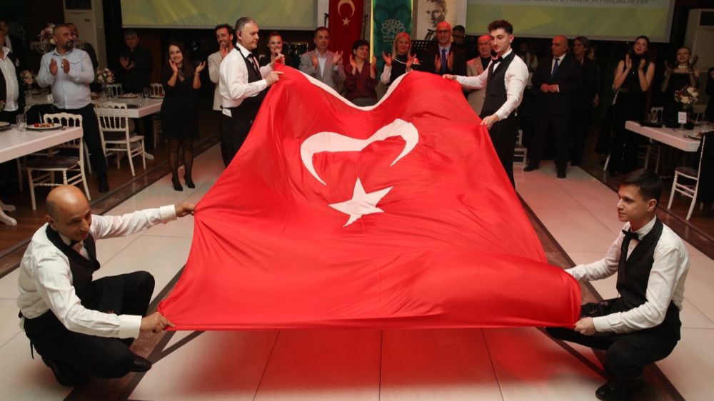 Nilüfer Halk Dansları Topluluğu 23. Yaşını Kutladı! - Haberler 