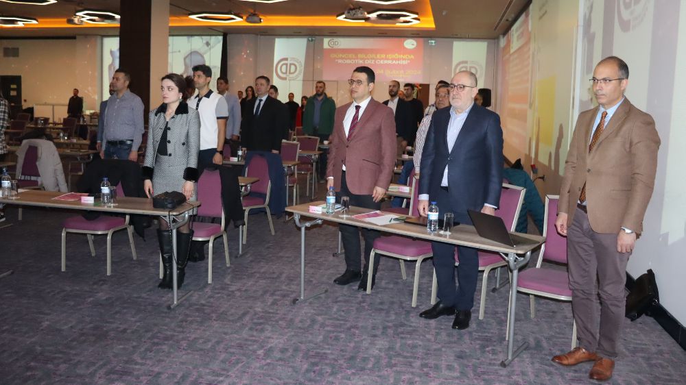 Robotik Diz Cerrahisi: Kayseri'de Deneyimler Paylaşıldı-Haberler 