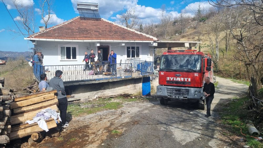 Düzce Yığlca'da Sobadan Çıkan Yangın Facia Yarattı! -Haberler