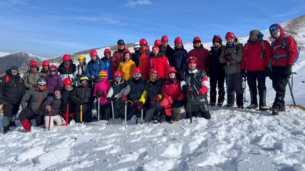 Zigana'da 28 AKUT Gönüllüsü Kış Dağ Kurtarma Eğitimi Tamamladı - Haberler