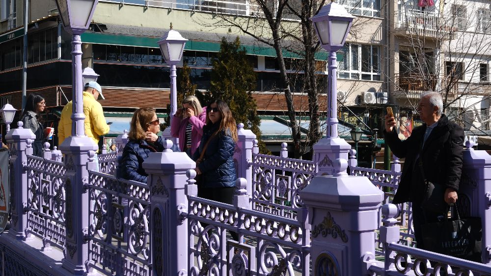 Eskişehirliler Porsuk Çayı'nda Baharın Tadını Çıkarıyor - Haberler