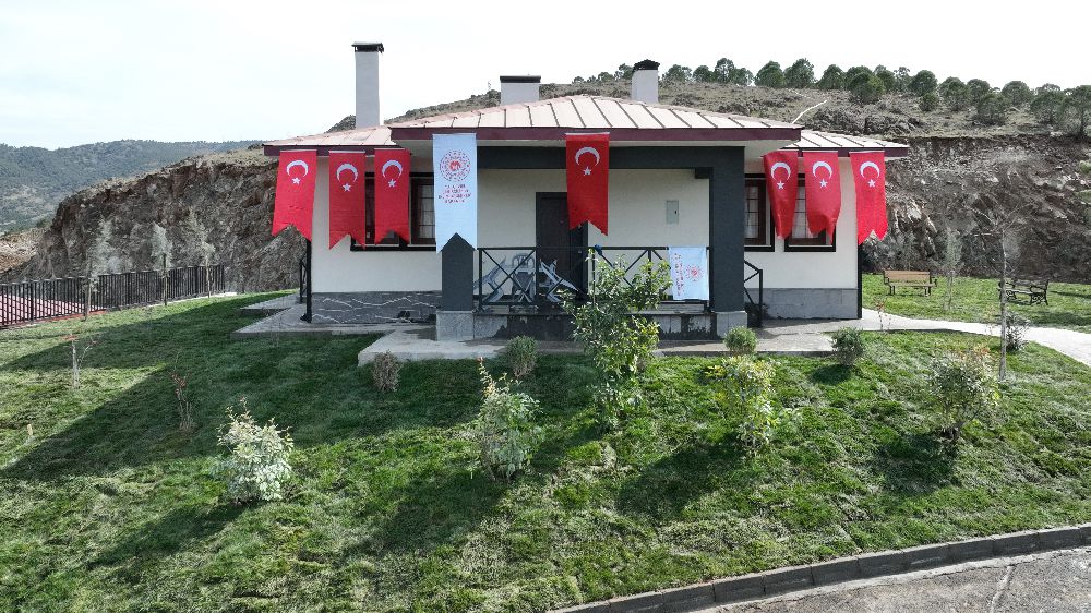 Çevre Bakanı Özhaseki Şehit Ailesine Sözünü Tuttu!-Haberler