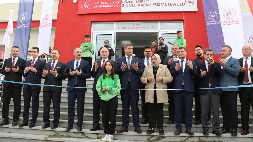 Düzce'nin Batısına Yeni Kapalı Yüzme Havuzu! -Haberler