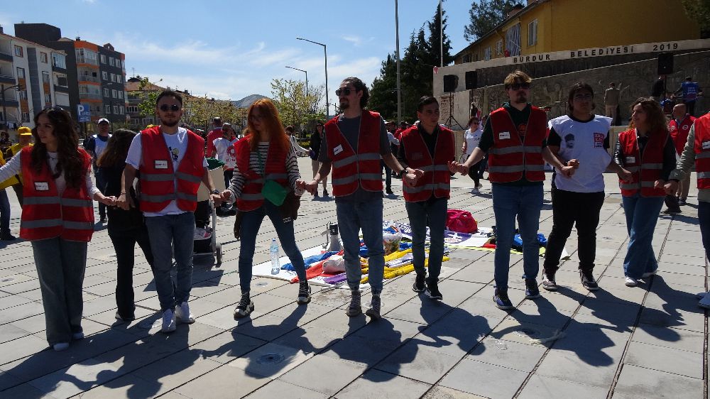Burdur’da 1 Mayıs Emek ve Dayanışma Günü coşkusu