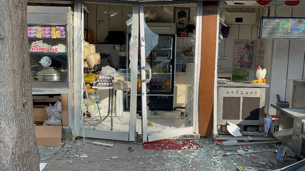 Eskişehir'de Tavukçu Dükkanında Patlama: 1 Yaralı -Haberler