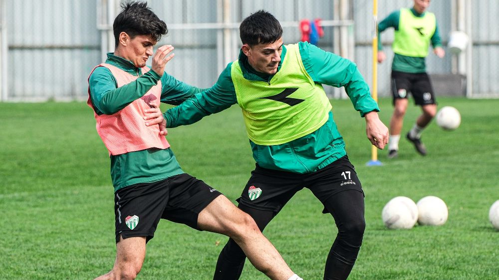 Bursaspor, Bucaspor Maçı Öncesi Taktik Çalıştı! -Haberler