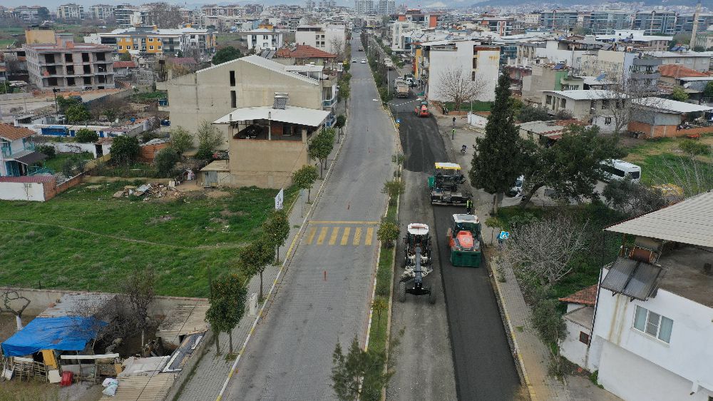 Aydın'da Daha Güvenli Yollar: Özlem Çerçioğlu'ndan Efeler'e Yeni Hizmet -Haberler