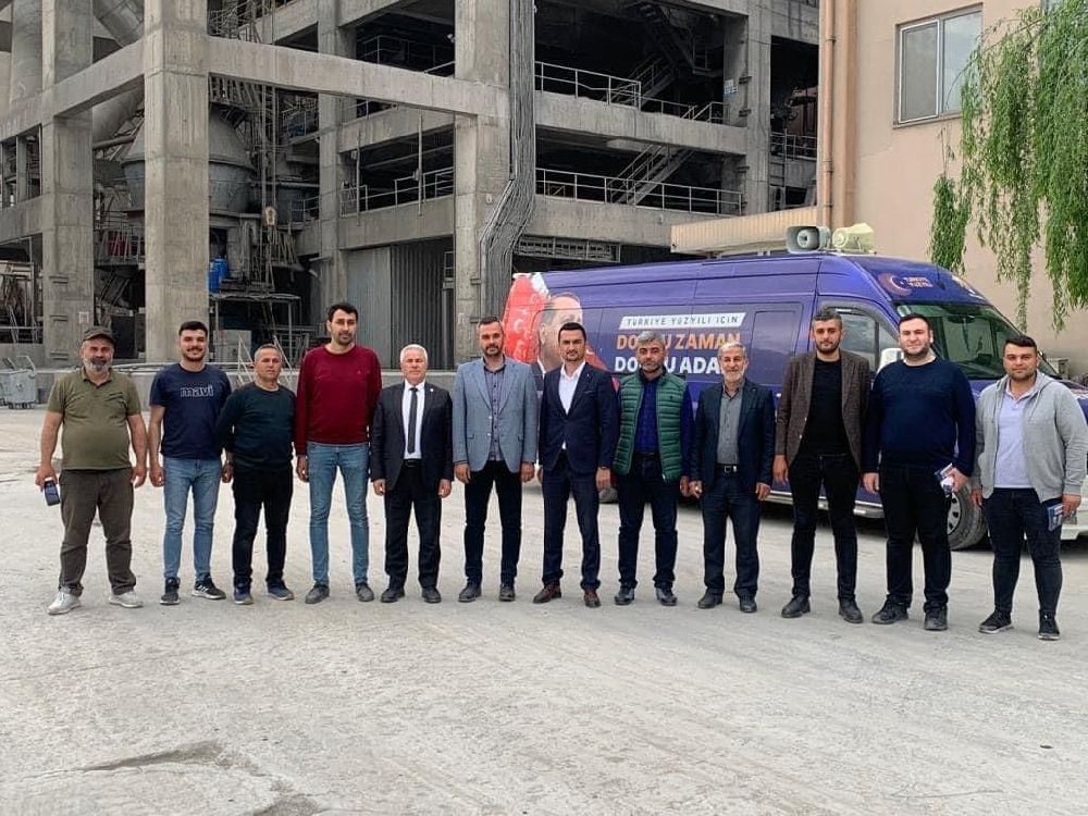 Mustafa Oğuz'dan, Bucak'ta iş insanlarına ziyaret