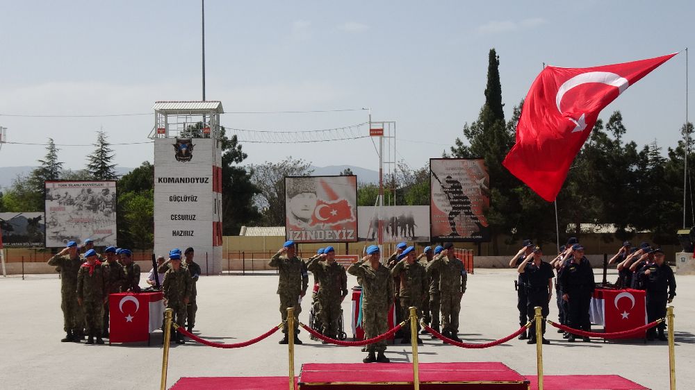 Burdur'da özel gençler temsili askerlik yaptı